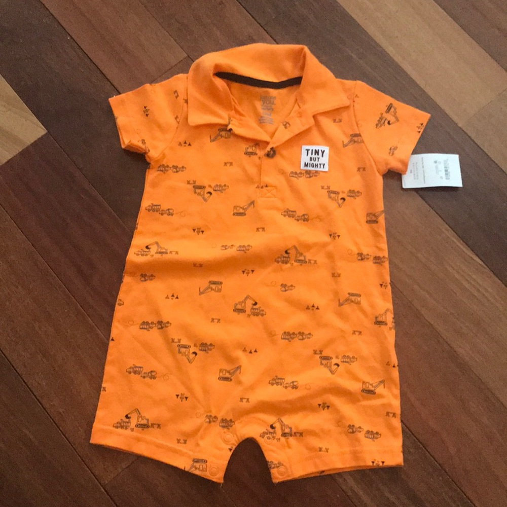 Brand new Carters one piece romper size 12 Months